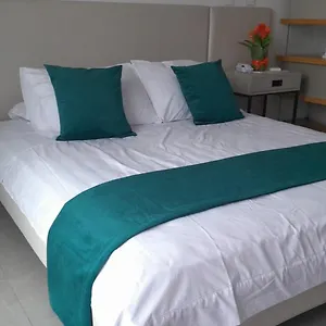 90 Hotel
